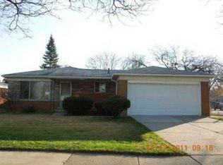 26134 Eureka Dr, Warren, MI 48091