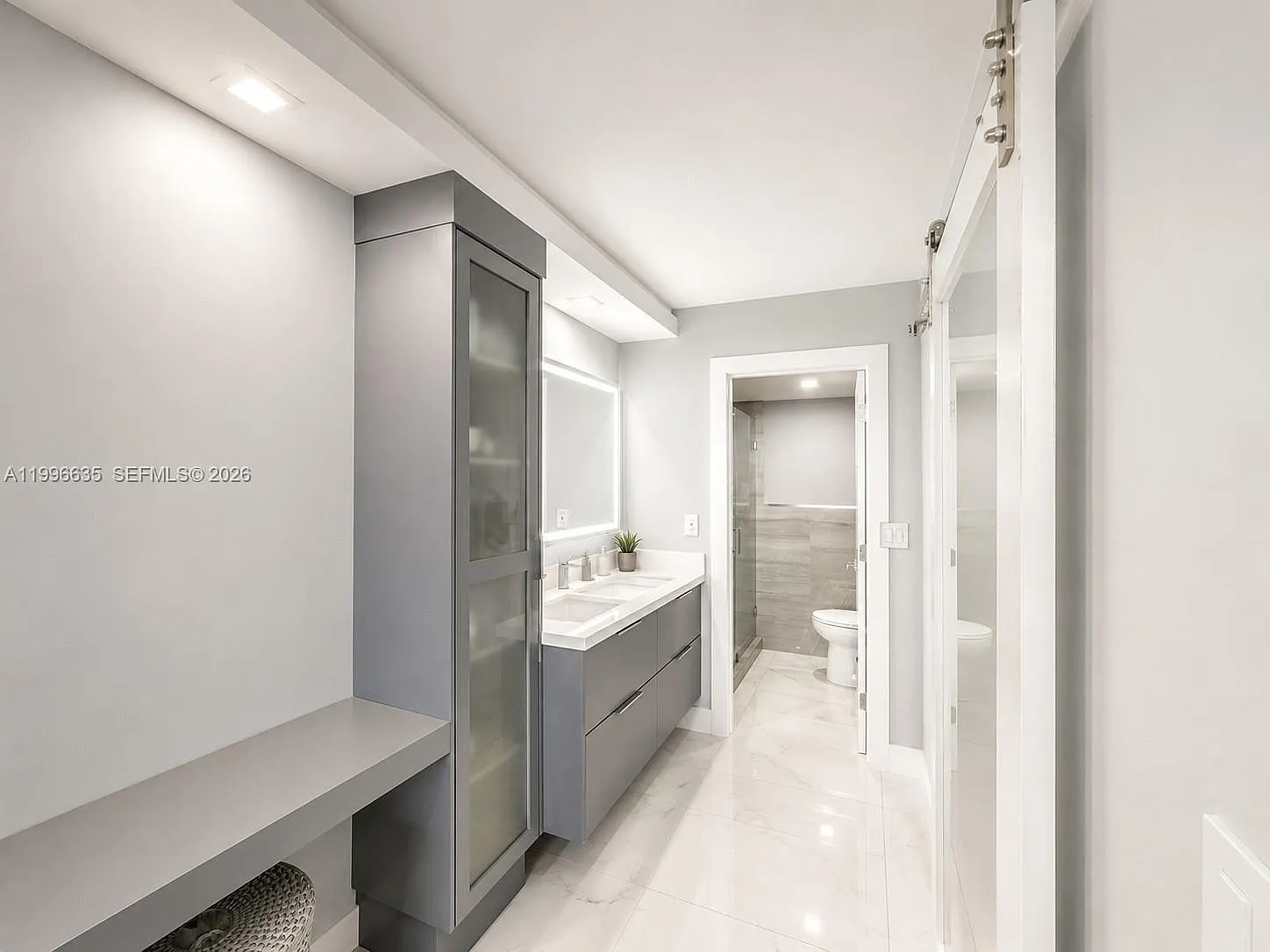 Bayshore Place Condo — Photo 3