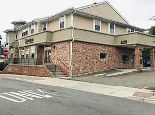 4 Emerson Plz W #B, Emerson, NJ 07630