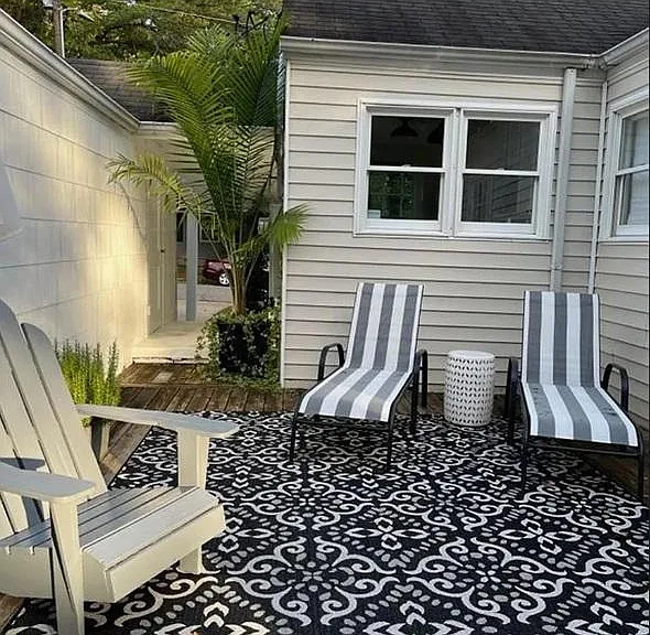 420 Bickett Blvd — Photo 20