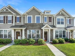 1059 E 117th Pl, Crown Point, IN 46307