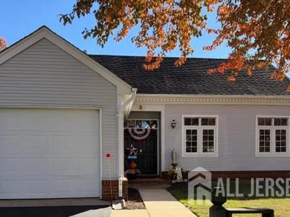 3 Winthrop Rd, Monroe Township, NJ 08831