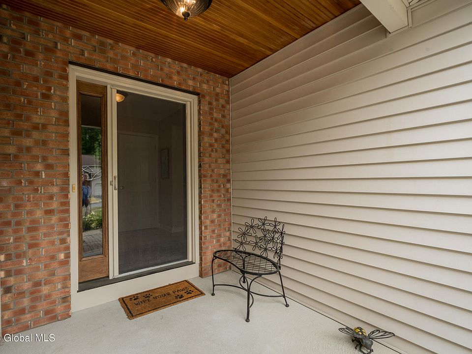 15 Sundance Drive, Saratoga Springs, NY 12866 Zillow