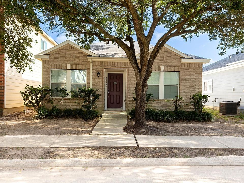 1st image of 20527 Providence Point Dr