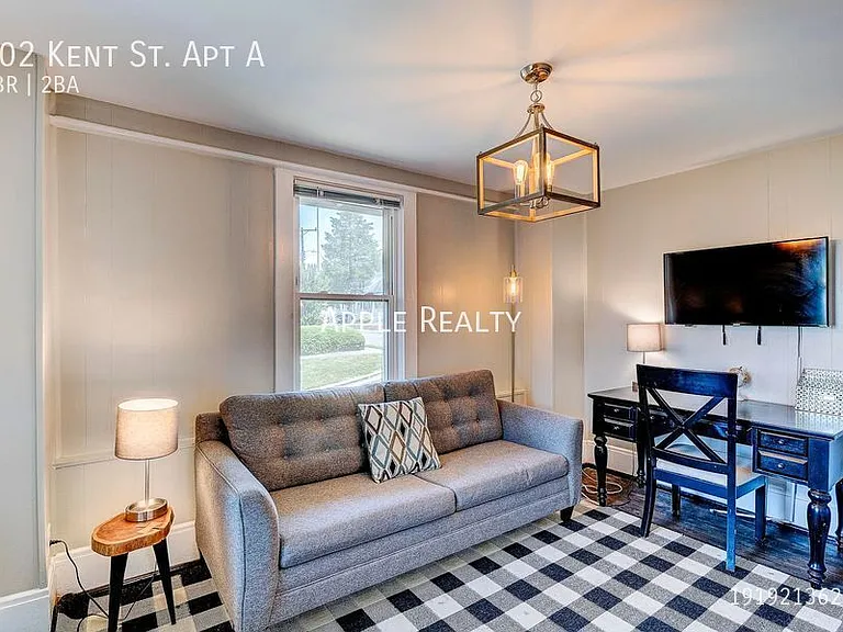 802 Kent St #A — Photo 6