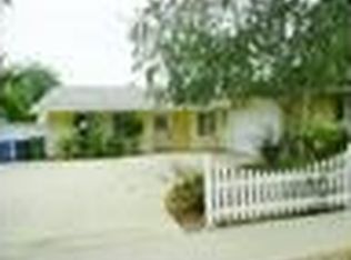 5735 Parkmor Rd, Calabasas, CA 91302