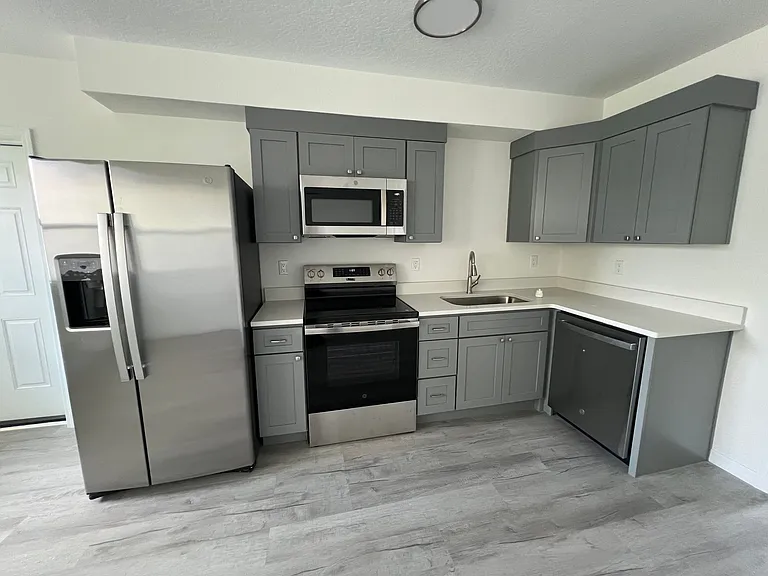 219 S Grandview Ave — Photo 35