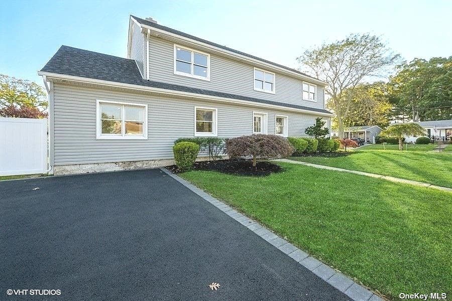 47 Park Lane, Massapequa, NY 11758 Zillow