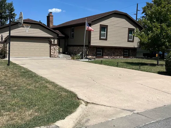 3504 W 22nd Ave, Emporia, KS 66801
