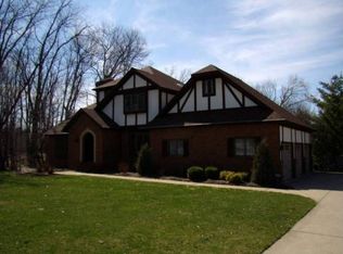 3901 Bramshaw Rd NW, Canton, OH 44718