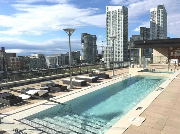 8 Telegram Mews #1111, Toronto, ON M5V 3Z5