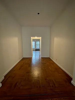 Rented by Compass | media 38