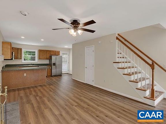 4th image of 259 Spring Oaks Ln