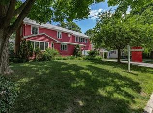 54 Ledgelawn Ave, Lexington, MA 02420