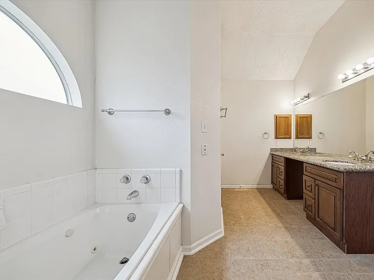119 Lissa Ln — Photo 29