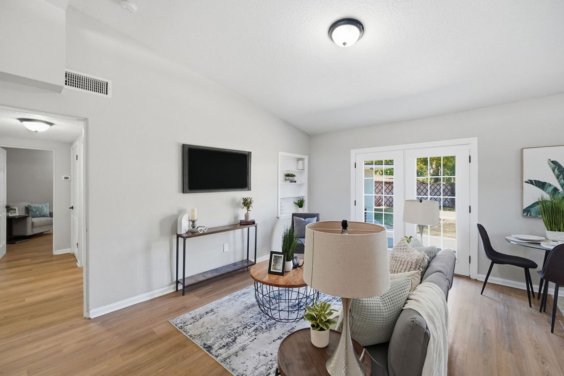 next background image