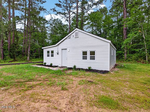 3rd image of 653 Poyners Road