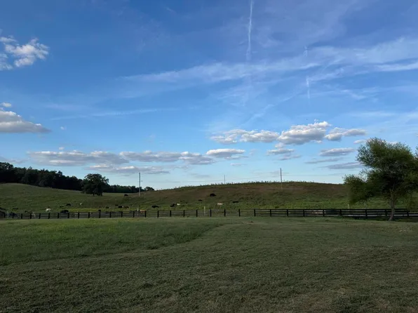 9999 Brock Rd, Paint Lick, KY 40461
