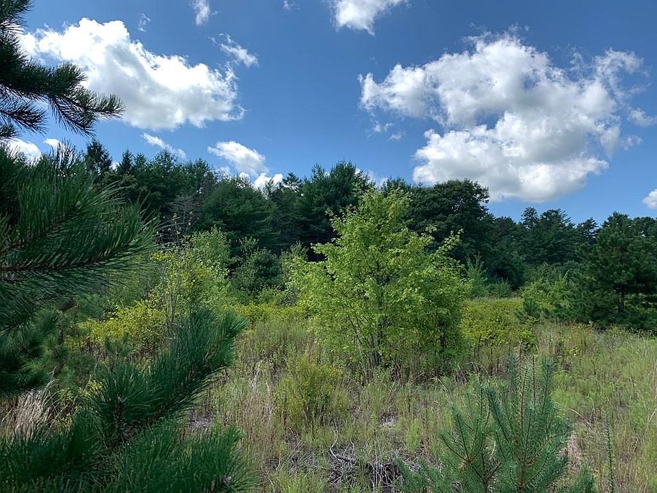 187 Meadow St, Carver, MA 02330 Zillow