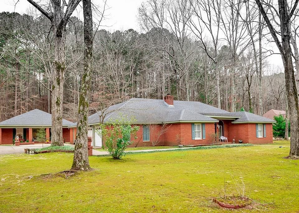 1st image of 511 Woodland Hills Dr