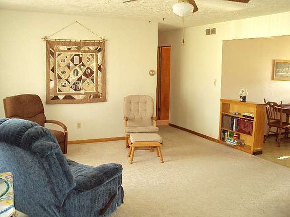 2nd image of 2116 W C