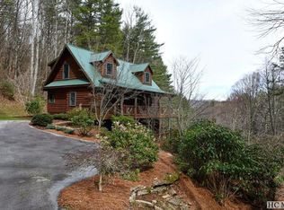 194 Triple Creek Dr, Cullowhee, NC 28723