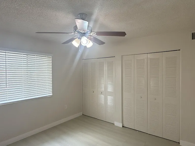 6106 Forest Hill Blvd #201 — Photo 11