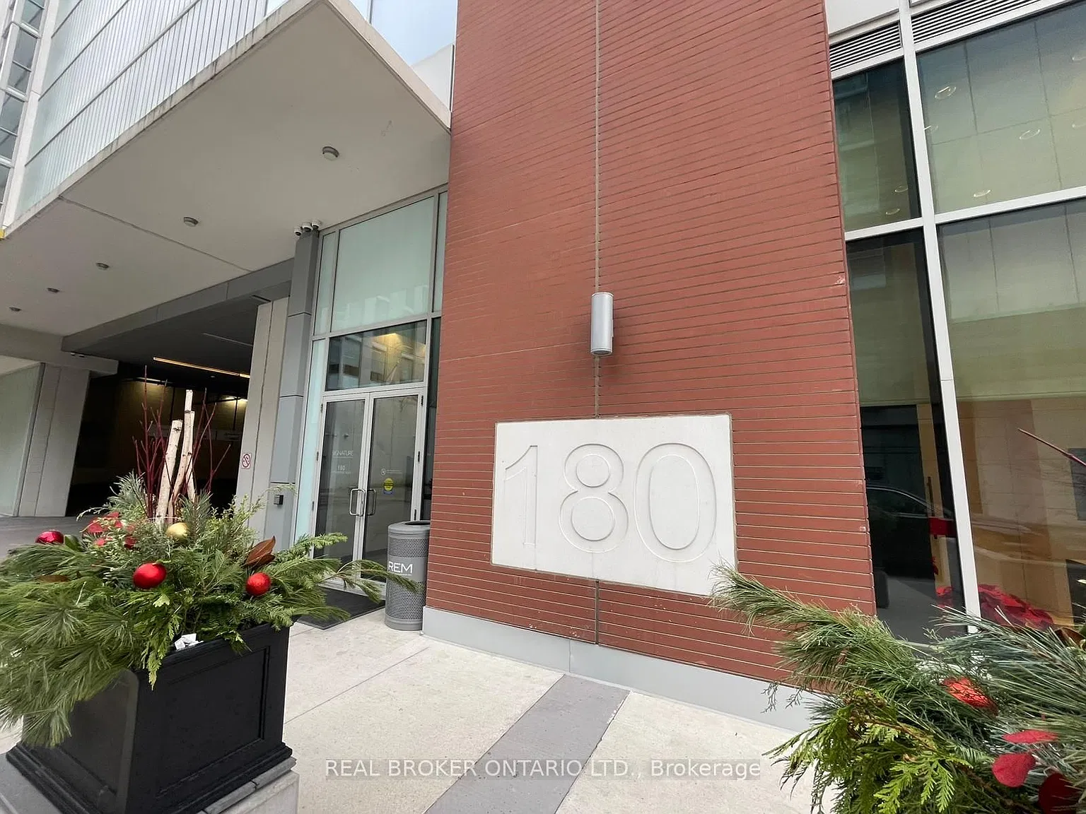 3 bed, $3,100 — Photo 3