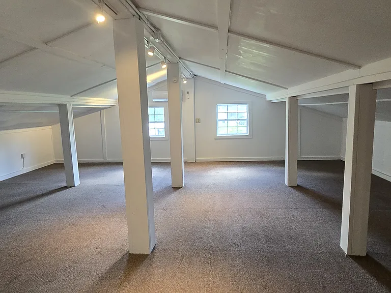 2235 Indigo Ave — Photo 21