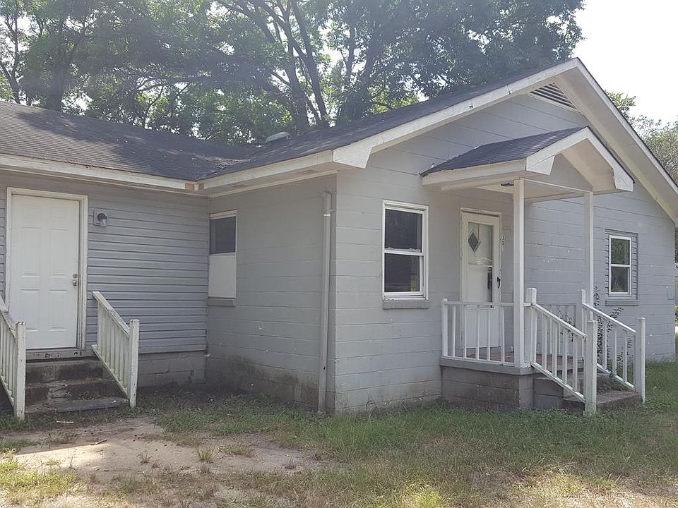 1st image of 301 S McFarland St