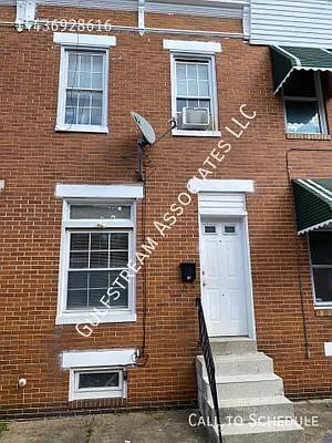 917 N Streeper St — Photo 1