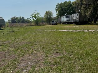 1732 Wise Rd #9, Zephyrhills, FL 33540