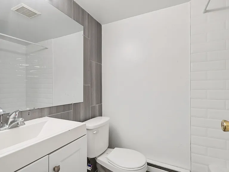 Springfield Green Apartments — Photo 31