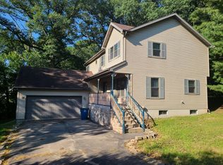 2871 E 777th Rd, Utica, IL 61373