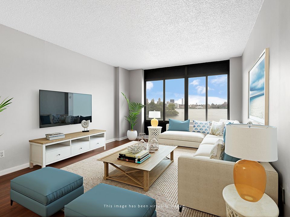 1st image of 25-40 Shore Blvd #1S