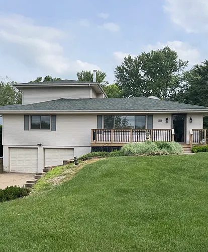 10607 Fowler Ave Photo 1
