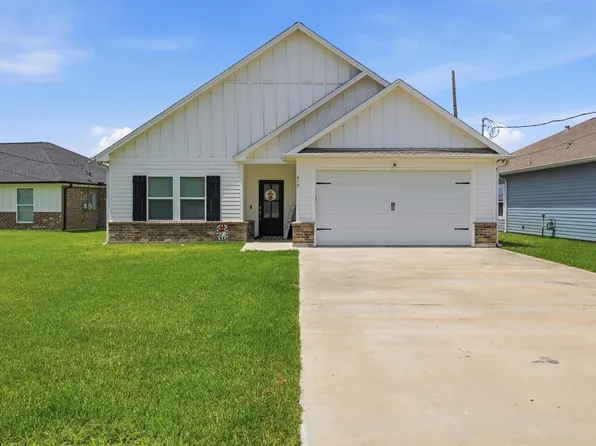 419 Canal St, Port Neches, TX 77651