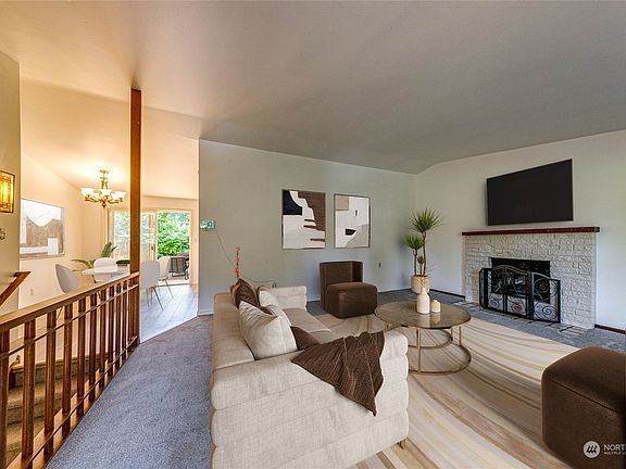 4th image of 18053 28th Avenue NE