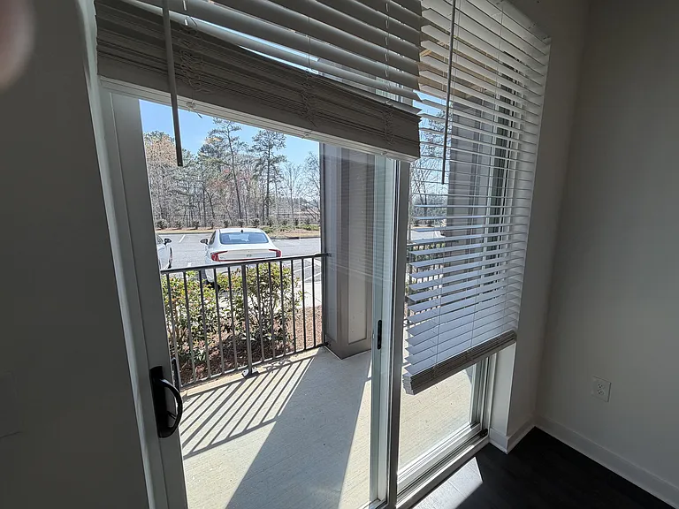 The Wren Apartments — Photo 200
