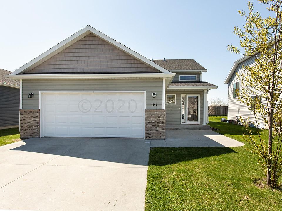 1st image of 3553 23rd Ave S