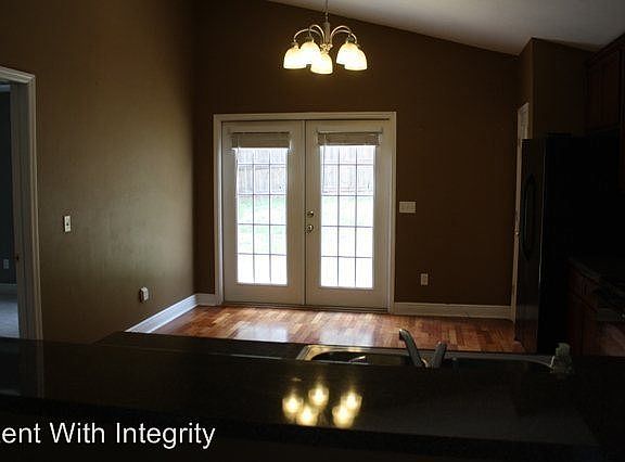 5th image of 948 Saddle Creek Run
