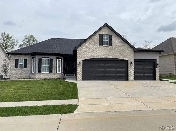 1711 Sophia Grace Ln, Fenton, MO 63026