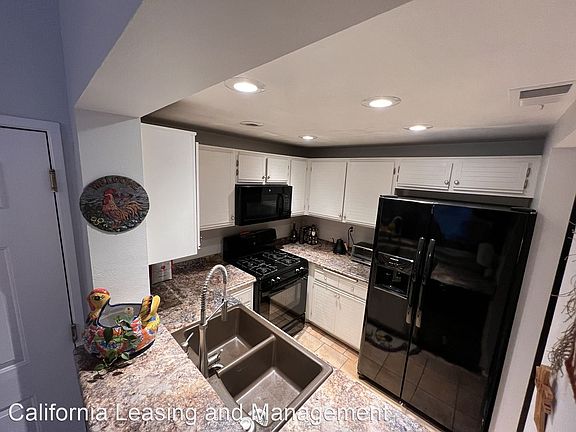 2nd image of 24135 Del Monte Dr Unit 212