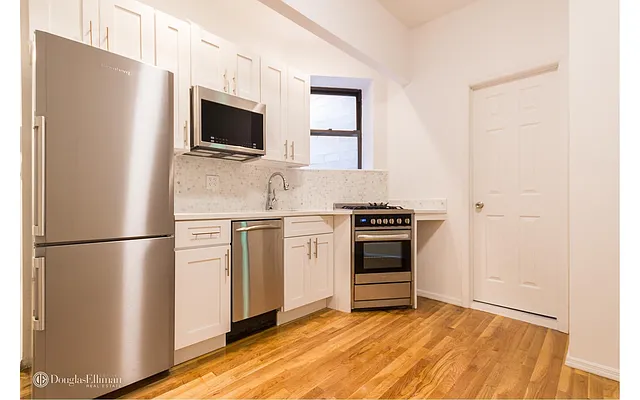 Rented by Douglas Elliman | media 23