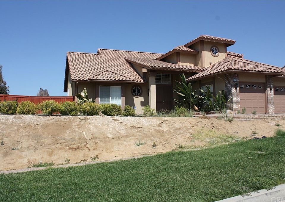 1st image of 11095 Mountain Crest Dr