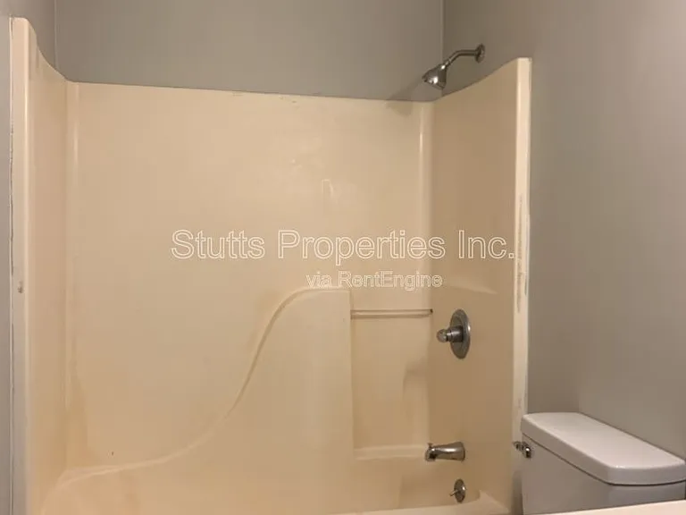 505 N Dickson St #A9 — Photo 8