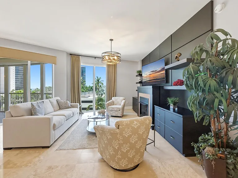 4501 Gulf Shore Blvd N #404 — Photo 16