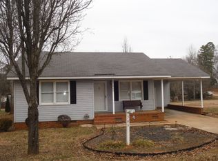 561 Breazeale Rd, Liberty, SC 29657