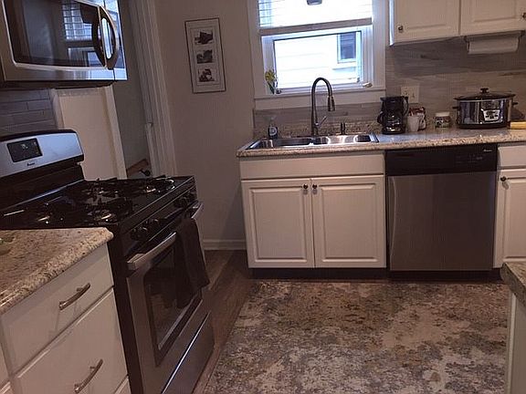 3rd image of 511 N Grant St