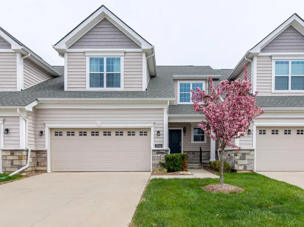 2544 Oxford Cir, Ann Arbor, MI 48103